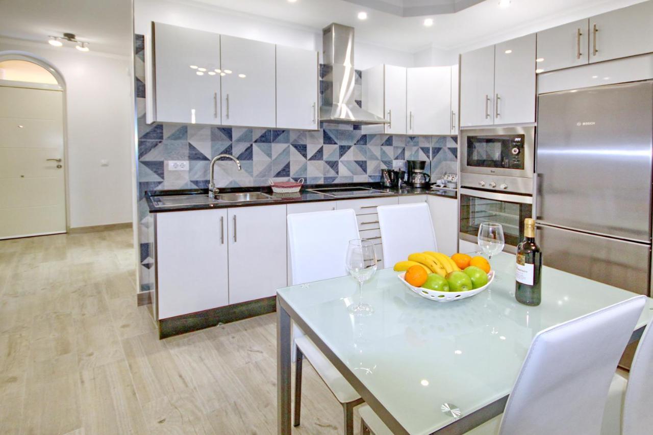 Modern Apartment In Complex With Pool In Costa Adeje Екстериор снимка